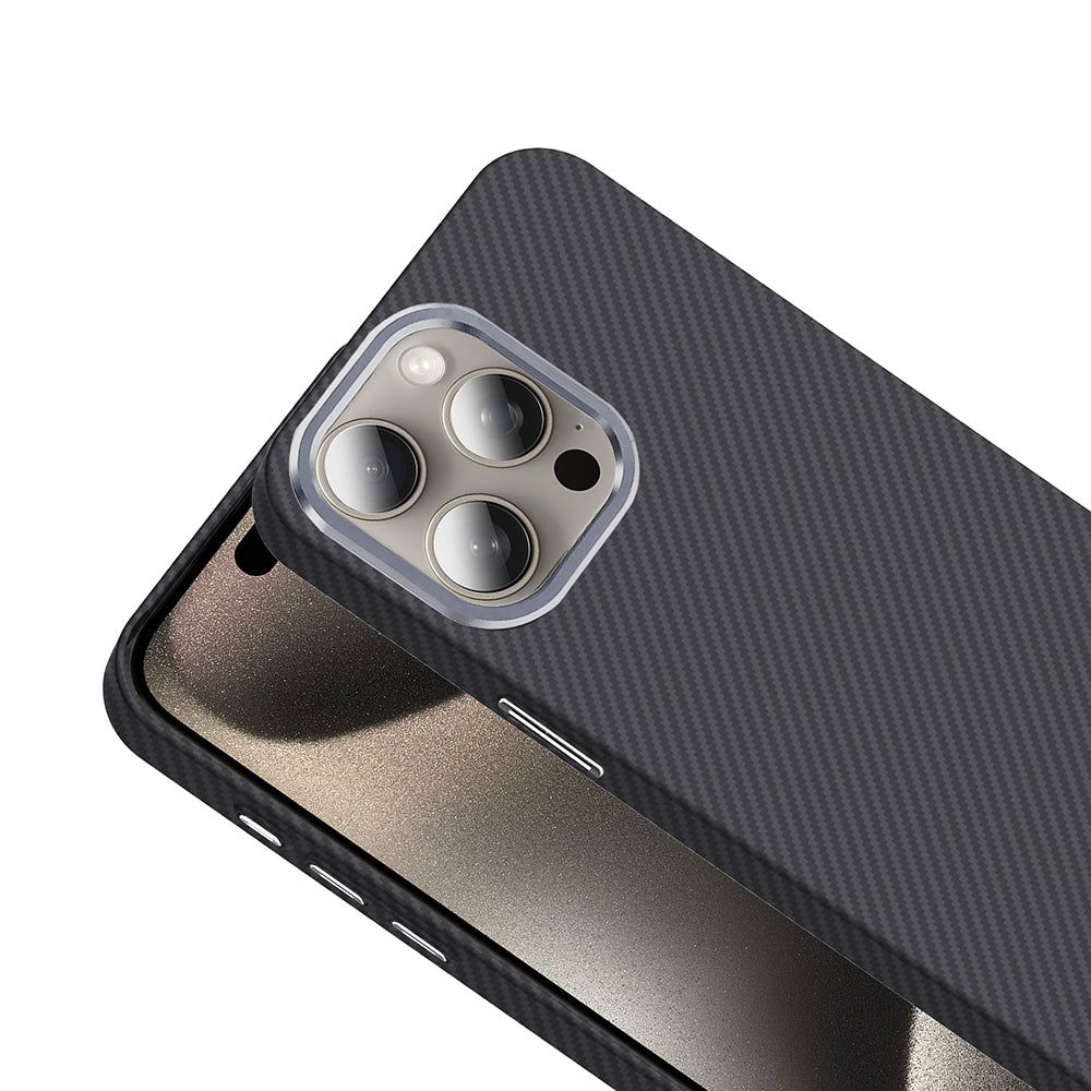 Apple iPhone 15 Pro Kılıf M-safe Şarj Özellikli Karbon Fiber Görünümlü Zore Gros Kapak Siyah