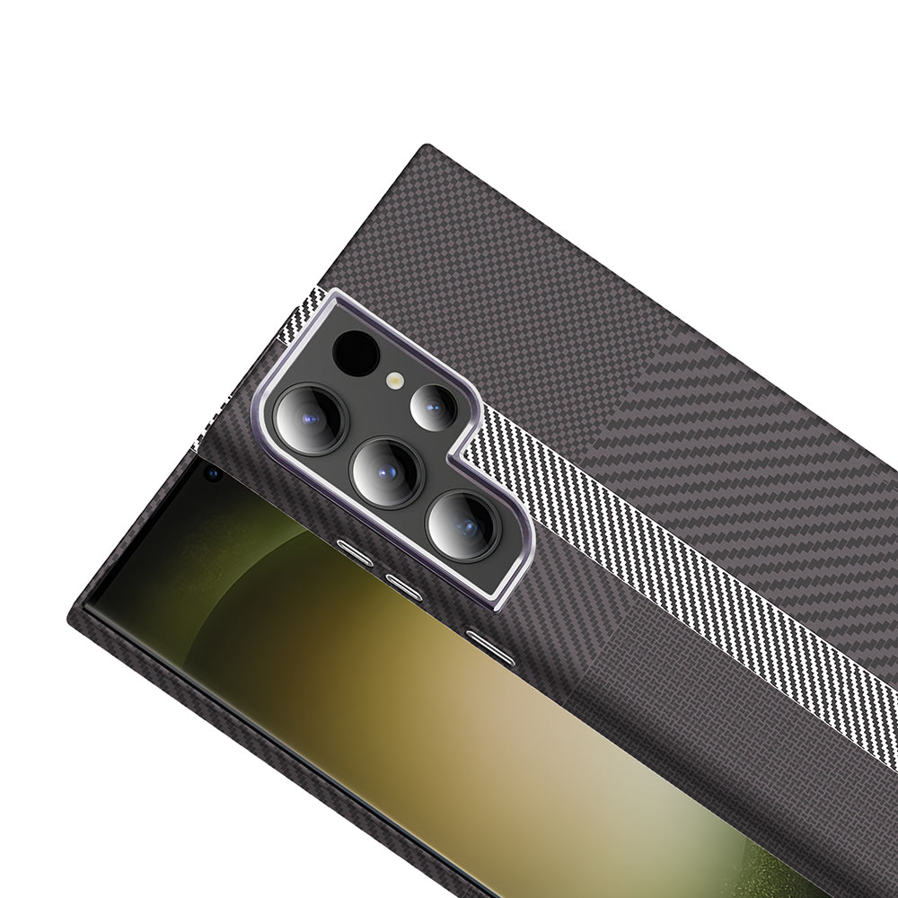 Galaxy S24 Ultra Kılıf M-safe Şarj Özellikli Karbon Fiber Görünümlü Zore Gros Kapak Gold-Siyah